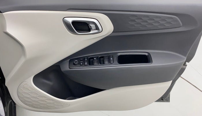 2021 Hyundai AURA SX PLUS 1.2 AMT, Petrol, Automatic, 34,132 km, Driver Side Door Panels Control