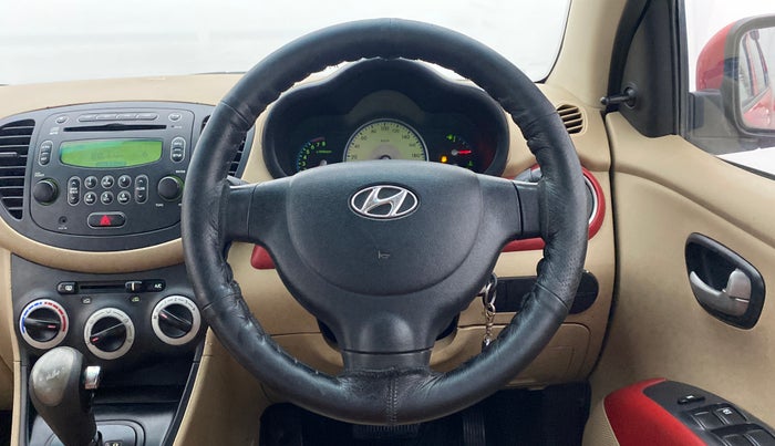 2010 Hyundai i10 SPORTZ 1.2 AT, Petrol, Automatic, 80,684 km, Steering Wheel Close Up