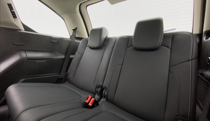 2018 Tata Hexa Varicor 400 XTA, Diesel, Automatic, 59,336 km, Third Seat Row ( optional )
