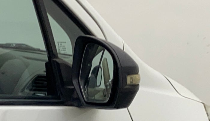2012 Maruti Ertiga ZDI, Diesel, Manual, 53,596 km, Right rear-view mirror - Slight misalignment