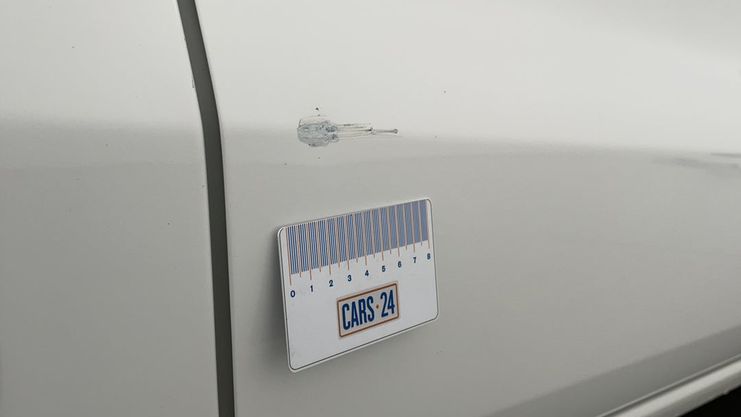 Doors Rear RHS Scratch