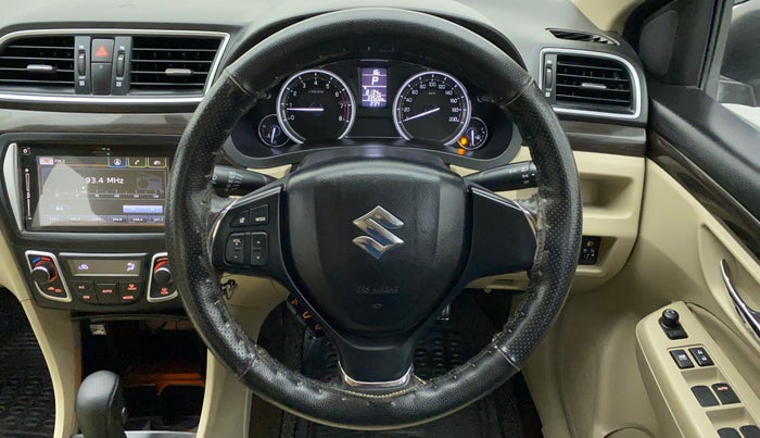 2016 Maruti Ciaz ZXI+ AT, Petrol, Automatic, 33,520 km, Steering Wheel Close Up