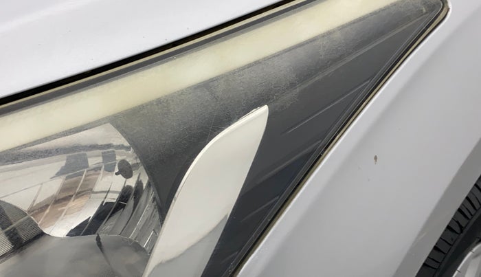 2016 Hyundai Elite i20 SPORTZ 1.2, Petrol, Manual, 76,800 km, Left headlight - Minor scratches