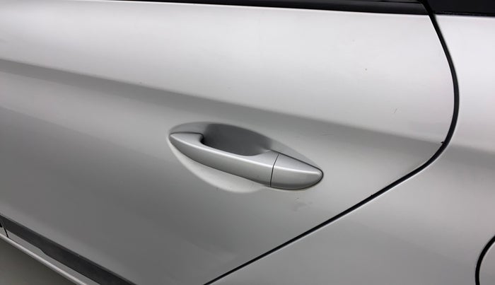 2016 Hyundai Elite i20 SPORTZ 1.2, Petrol, Manual, 76,800 km, Rear left door - Minor scratches