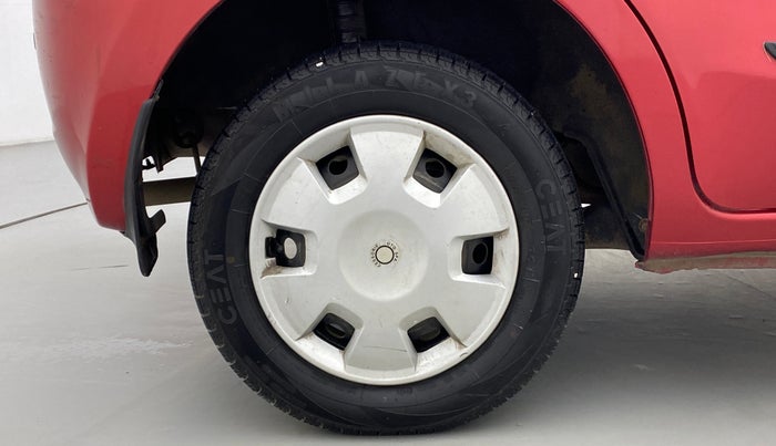 2016 Datsun Go T, CNG, Manual, 65,535 km, Right Rear Wheel