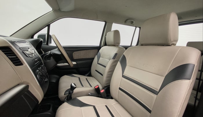 2015 Maruti Wagon R 1.0 VXI, Petrol, Manual, 90,925 km, Right Side Front Door Cabin