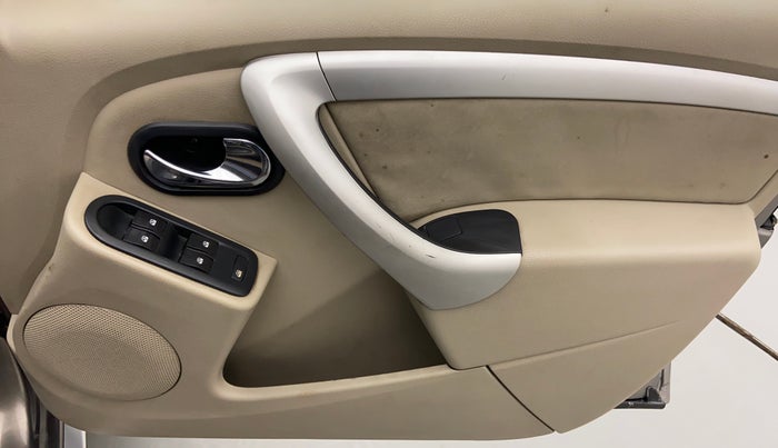 2014 Nissan Terrano XL PLUS 85 PS DEISEL, Diesel, Manual, 25,189 km, Driver Side Door Panels Control