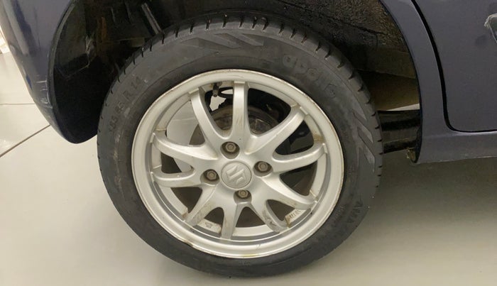 2017 Maruti Wagon R 1.0 VXI AMT, Petrol, Automatic, 65,073 km, Right Rear Wheel