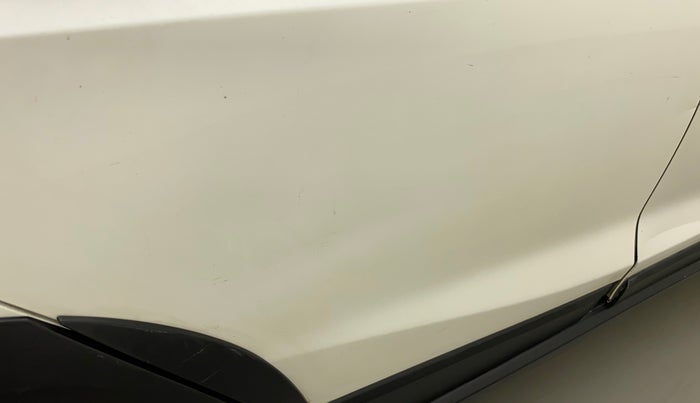 2017 Honda WR-V 1.2L I-VTEC VX MT, Petrol, Manual, 20,190 km, Right rear door - Minor scratches