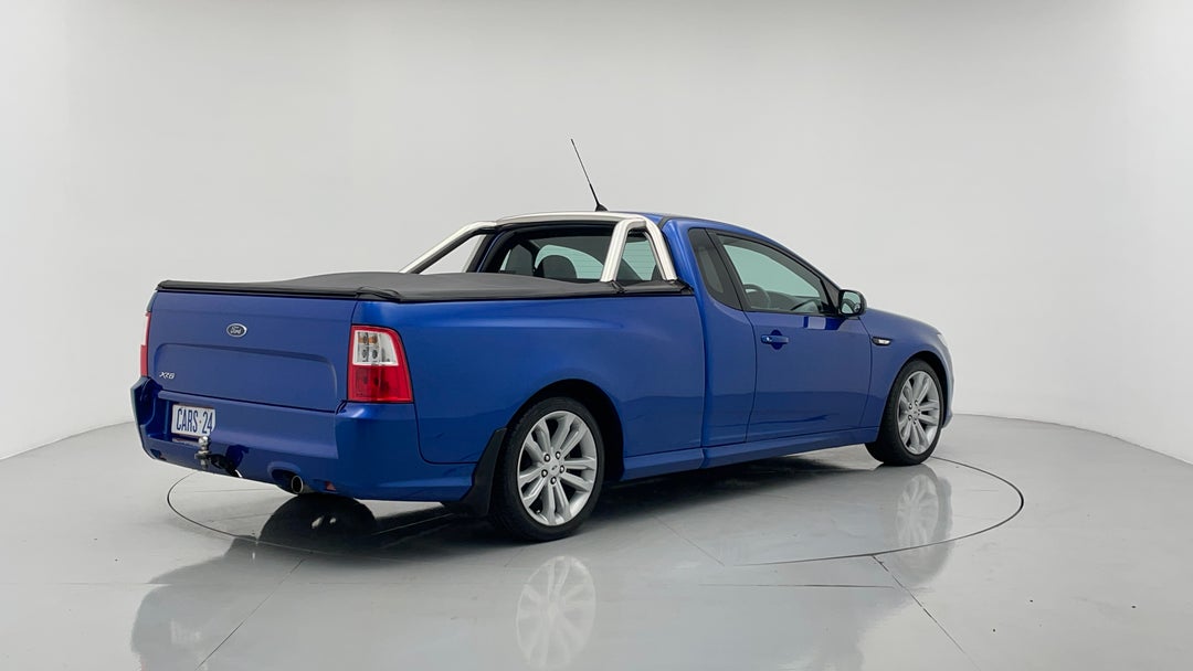 Right Back Diagonal (45- Degree) View