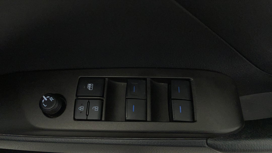 Drivers Side Door Panel Controls