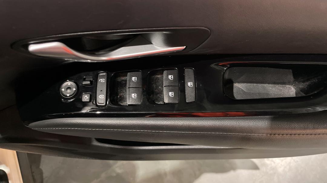 2022 Hyundai Tucson Elite (AWD), Automatic, 73661 km, Drivers Side Door Panel Controls