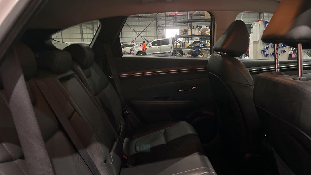 2022 Hyundai Tucson Elite (AWD), Automatic, 73661 km, Right Side Rear Door Cabin View