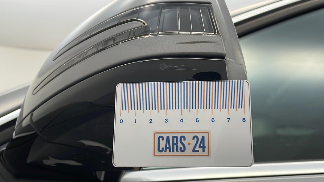 Side Mirrors Housing LHS Scratch