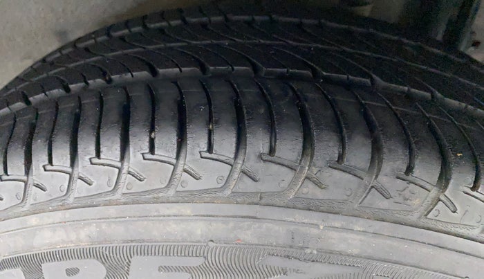 2019 Nissan Micra Active XV, Petrol, Manual, 26,274 km, Left Rear Tyre Tread