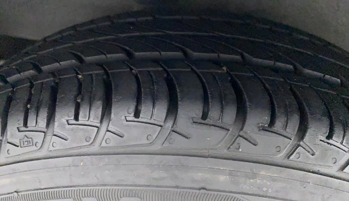 2019 Nissan Micra Active XV, Petrol, Manual, 26,274 km, Right Rear Tyre Tread