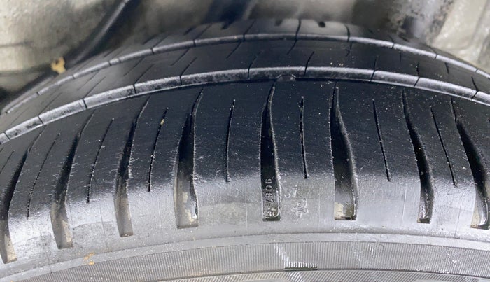 2015 Honda Amaze 1.5 SMT I DTEC, Diesel, Manual, 67,501 km, Left Rear Tyre Tread