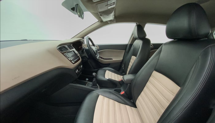 2019 Hyundai Elite i20 1.2 SPORTS PLUS VTVT, Petrol, Manual, 46,388 km, Right Side Front Door Cabin