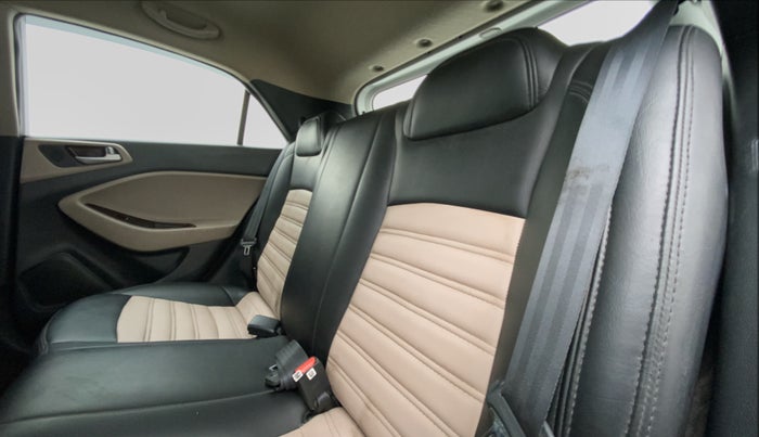 2019 Hyundai Elite i20 1.2 SPORTS PLUS VTVT, Petrol, Manual, 46,388 km, Right Side Rear Door Cabin