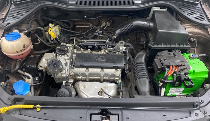 2016 Volkswagen Ameo HIGHLINE1.2L, Petrol, Manual, 56,060 km, Open Bonet