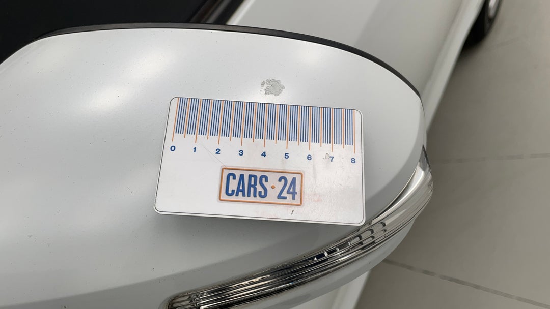 2015 Suzuki Swift Gl, Manual, 61788 km, Side Mirrors Housing LHS Paint flaking