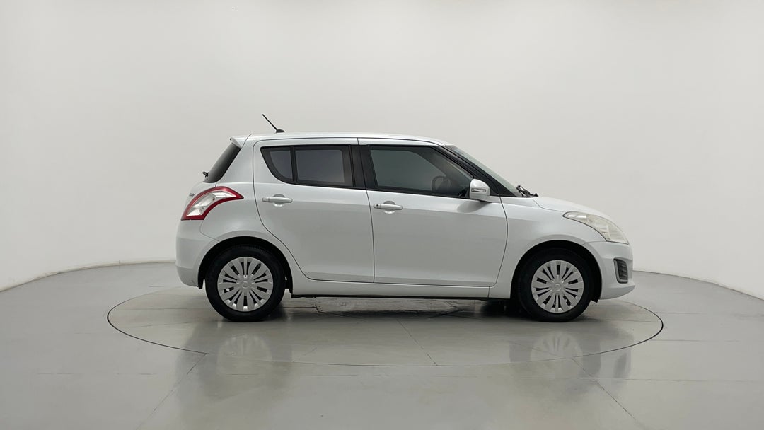 2015 Suzuki Swift Gl, Manual, 61788 km, Right Side View