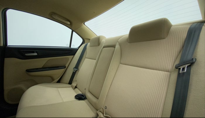 2022 Honda Amaze 1.2L I-VTEC VX CVT, Petrol, Automatic, 15,863 km, Right Side Rear Door Cabin