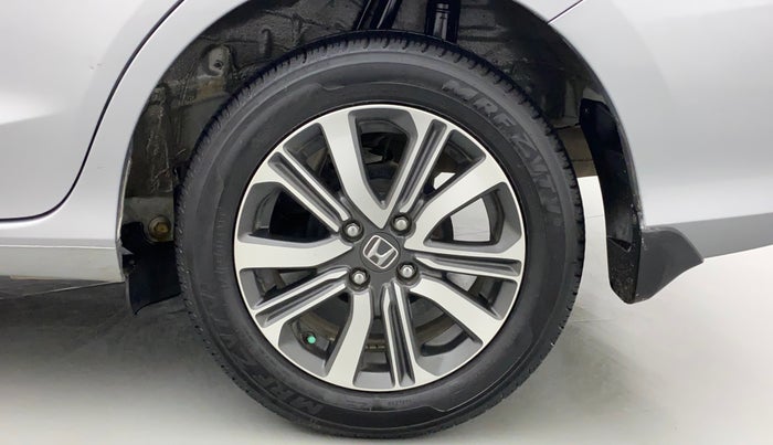 2022 Honda Amaze 1.2L I-VTEC VX CVT, Petrol, Automatic, 15,863 km, Left Rear Wheel