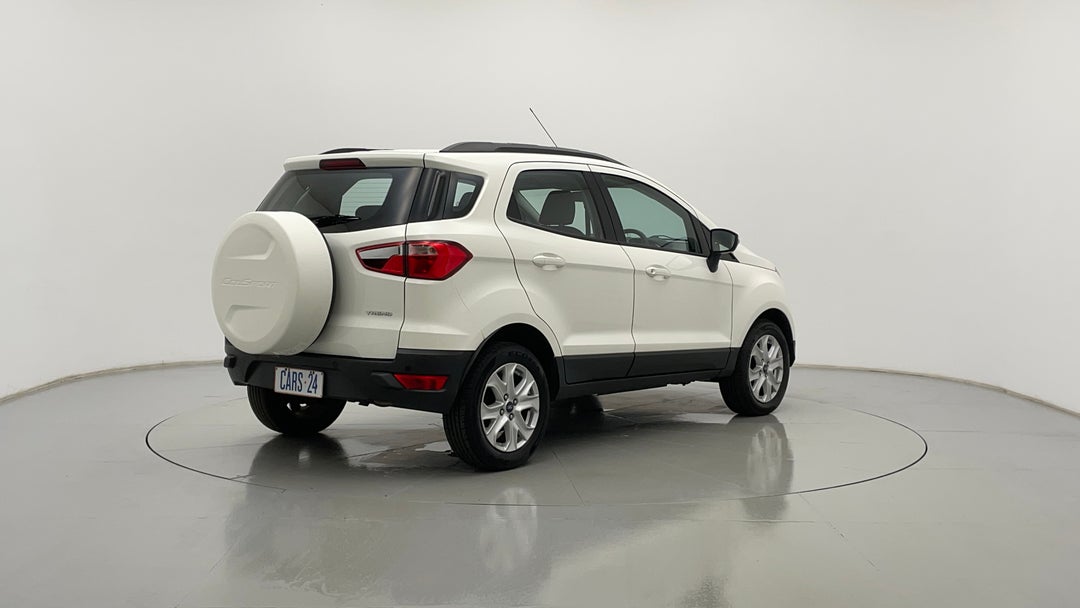 Right Back Diagonal (45- Degree) View