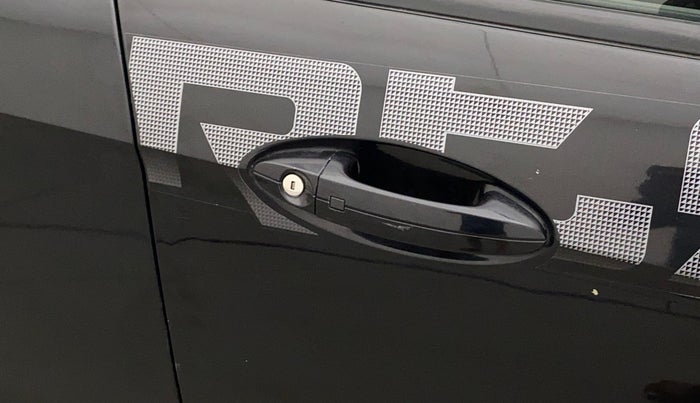 2016 Ford Ecosport TITANIUM 1.5L PETROL AT, Petrol, Automatic, 85,916 km, Driver-side door - Graphic sticker