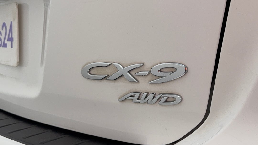 Badge (Boot Right Side)