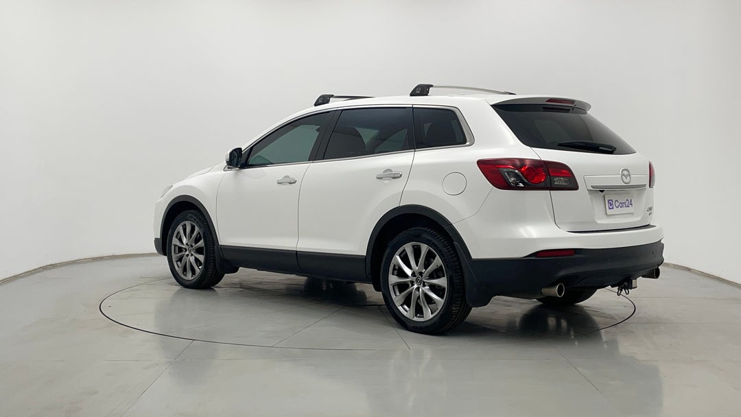 Left Back Diagonal (45- Degree) View