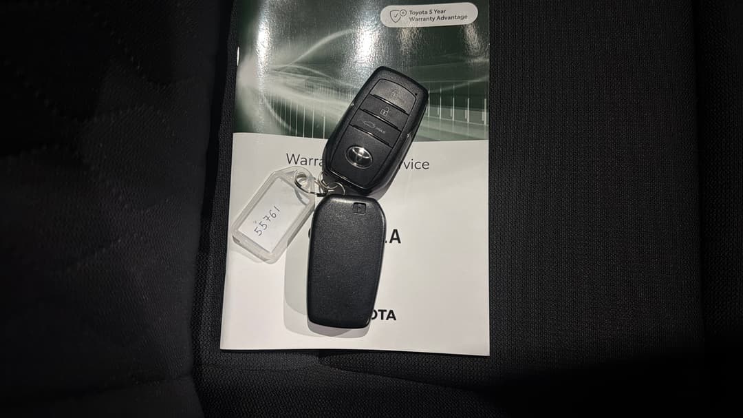 2024 Toyota Corolla Ascent Sport Hybrid, Automatic, 24128 km, Key Close-up