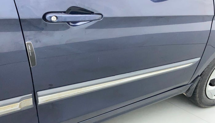 2022 Tata Tiago XT CNG, CNG, Manual, 50,120 km, Driver-side door - Minor scratches