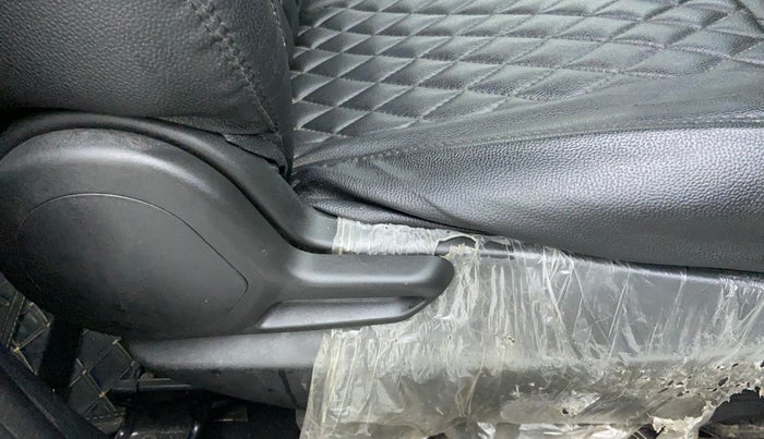 2022 Tata Tiago XT CNG, CNG, Manual, 50,120 km, Driver Side Adjustment Panel