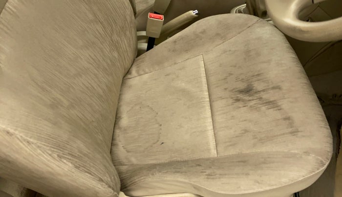 2013 Maruti Ertiga VXI, Petrol, Manual, 24,311 km, Driver seat - Cover slightly stained