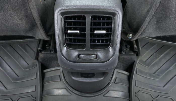 2020 Hyundai AURA SX+ AT, Petrol, Automatic, 16,013 km, Rear AC Vents