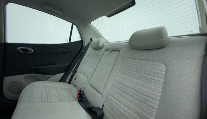 2020 Hyundai AURA SX+ AT, Petrol, Automatic, 16,013 km, Right Side Rear Door Cabin
