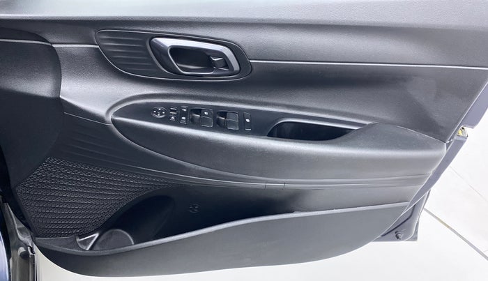 2021 Hyundai NEW I20 SPORTZ 1.2 MT, Petrol, Manual, 10,721 km, Driver Side Door Panels Control