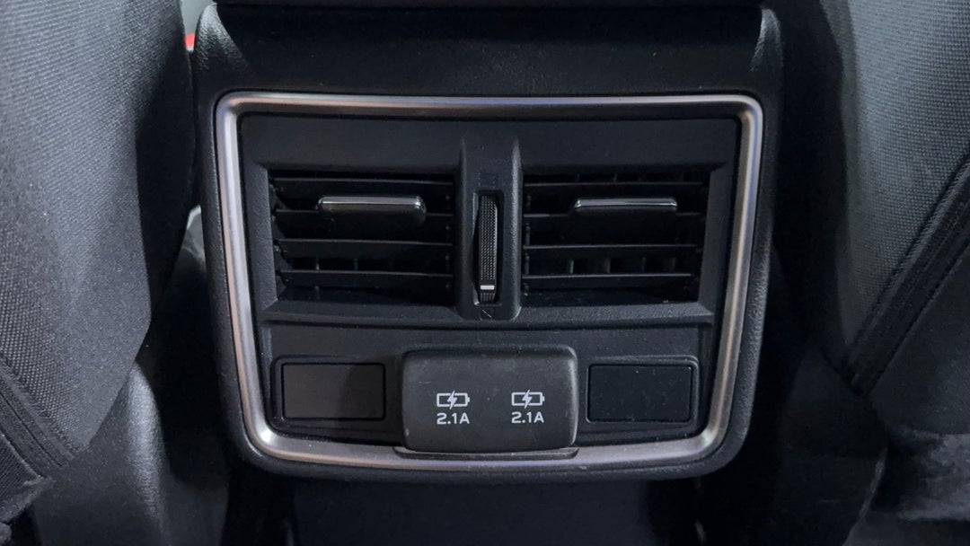 Rear A/C Vent