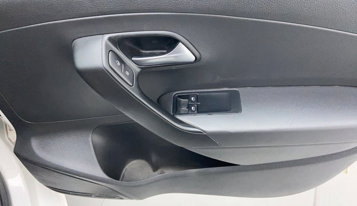 2015 Volkswagen Polo TRENDLINE 1.2L PETROL, Petrol, Manual, 23,761 km, Driver Side Door Panels Control