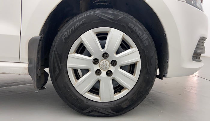 2015 Volkswagen Polo TRENDLINE 1.2L PETROL, Petrol, Manual, 23,761 km, Right Front Wheel