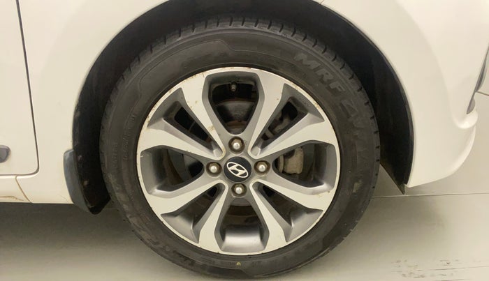 2015 Hyundai Xcent SX AT 1.2 (O), Petrol, Automatic, 49,760 km, Right Front Wheel