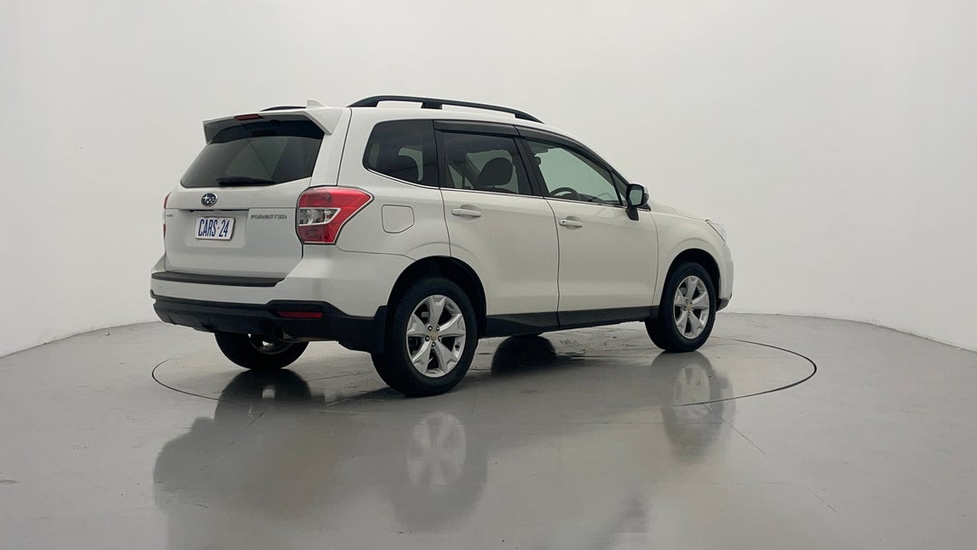 2015 Subaru Forester 2.5i-l, Automatic, 116141 km, Right Back Diagonal (45- Degree) View
