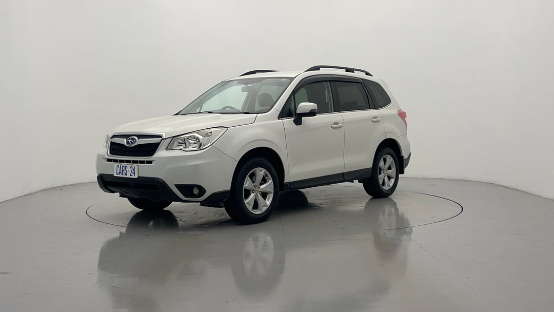 2015 Subaru Forester 2.5i-l, Automatic, 116141 km, Left Front Diagonal (45- Degree) View