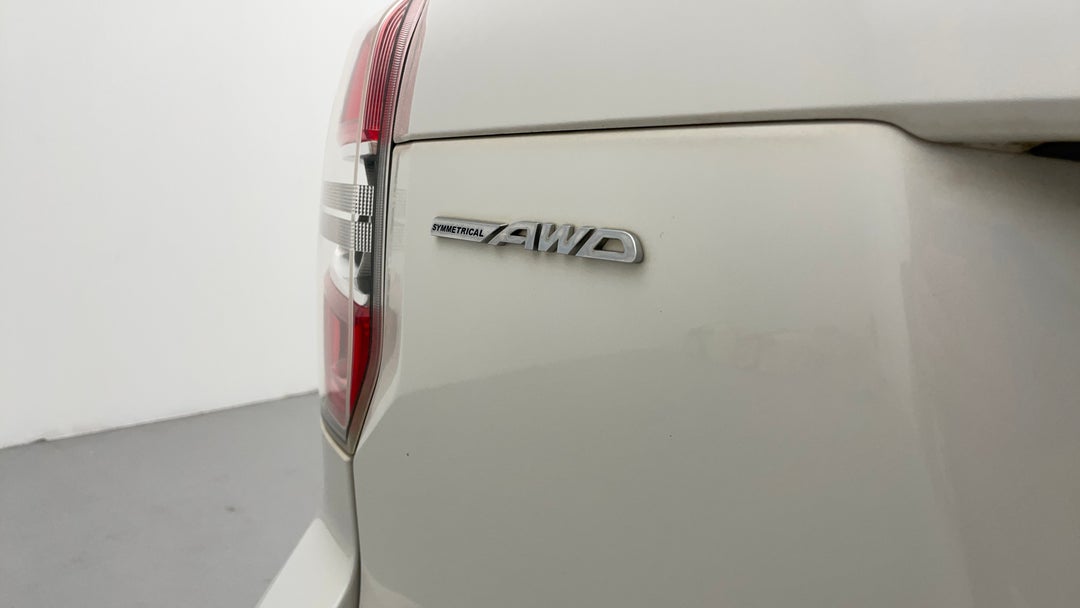 2015 Subaru Forester 2.5i-l, Automatic, 116141 km, Badge (Boot Left Side)