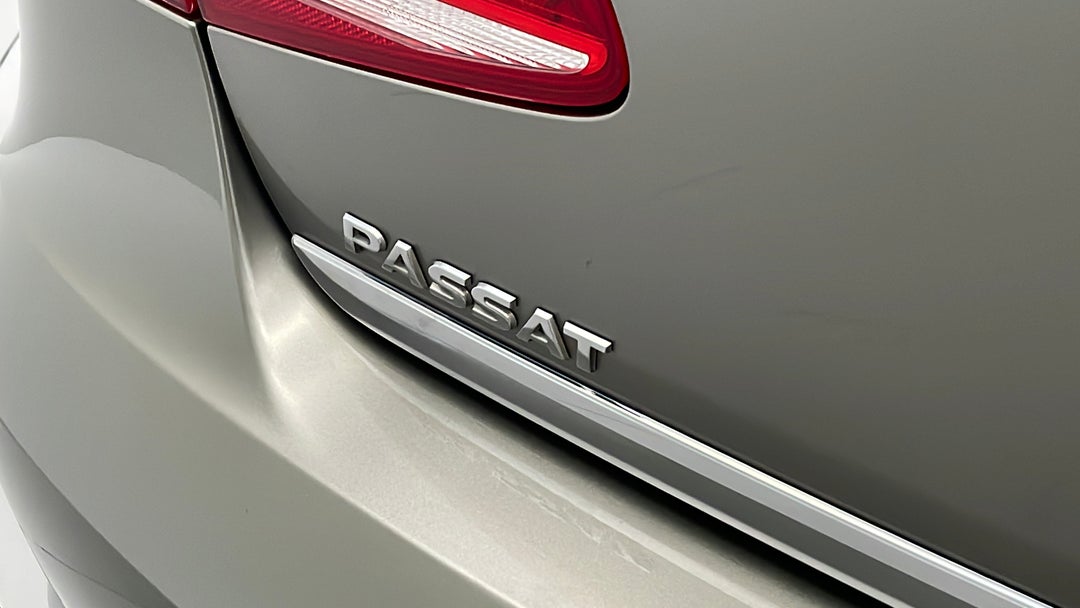 2013 Volkswagen Passat 118 Tsi, Automatic, 113192 km, Badge (Boot Left Side)