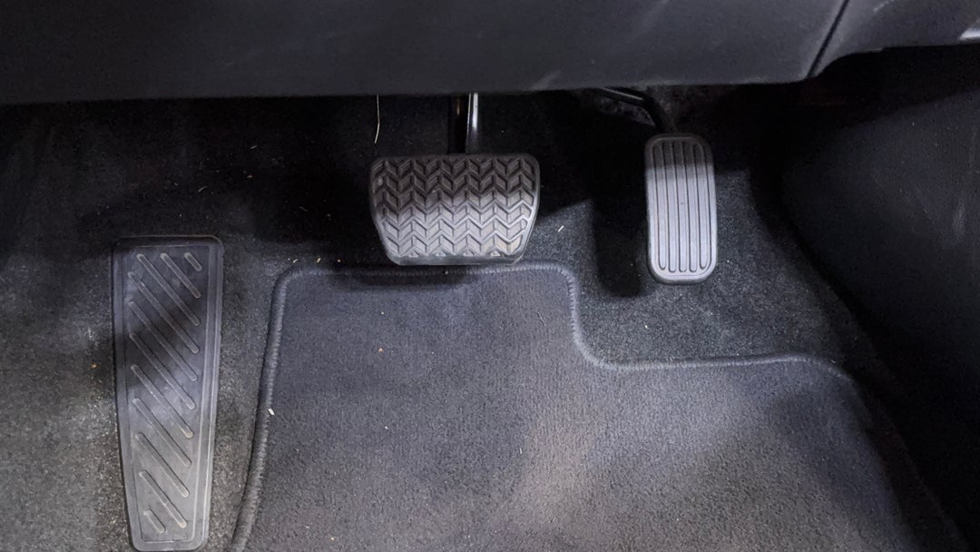 2023 Toyota Corolla Ascent Sport Hybrid, Automatic, 53883 km, Pedals and Footmat