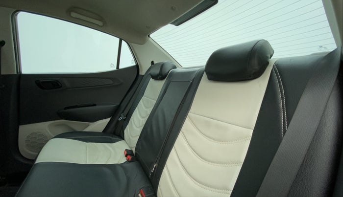 2021 Hyundai AURA S 1.2, Petrol, Manual, 54,746 km, Right Side Rear Door Cabin