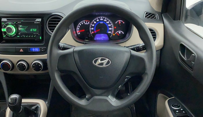 2016 Hyundai Grand i10 MAGNA 1.2 KAPPA VTVT, Petrol, Manual, 1,05,877 km, Steering Wheel Close Up